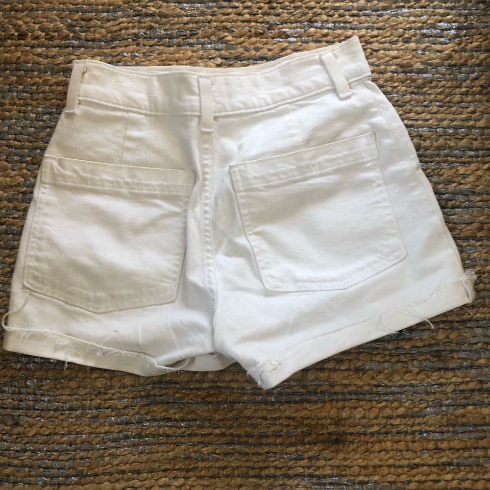 Shorts - Picture 2 of 4